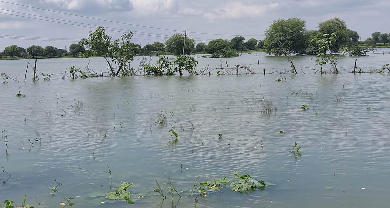 Yamuna river flowing 1.808 meters above the danger mark