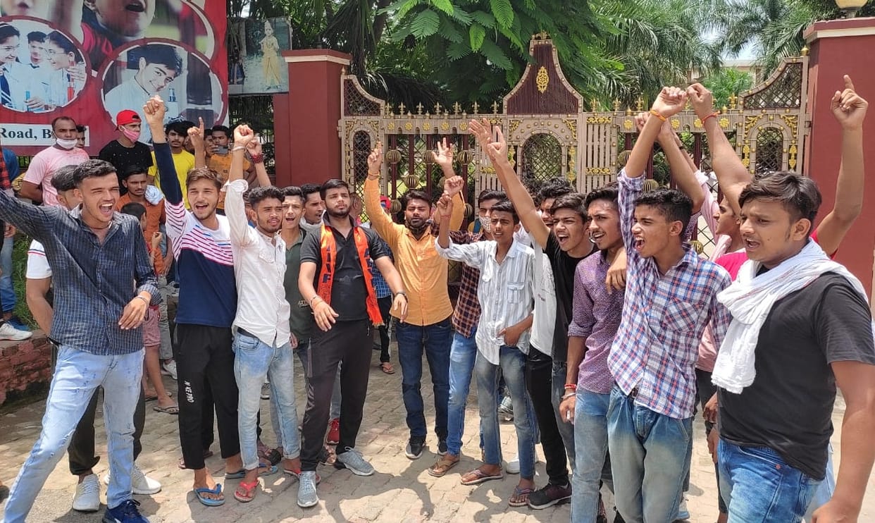 ABVP workers created ruckus