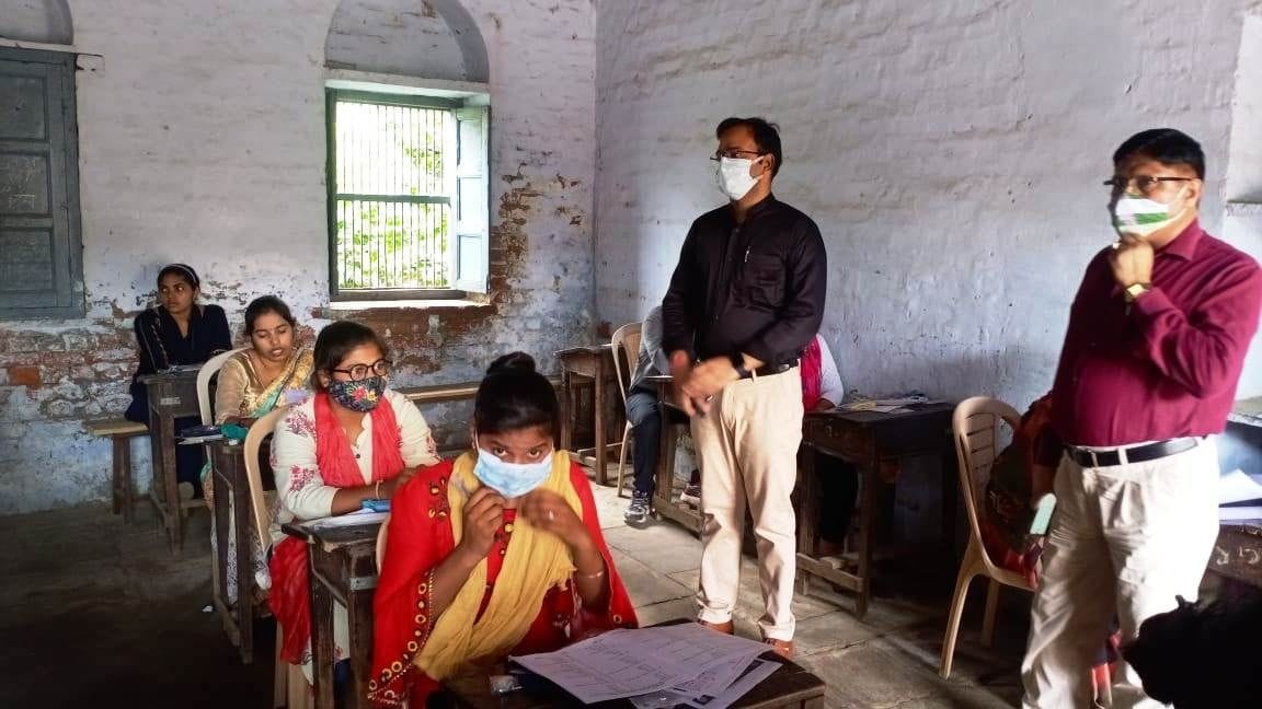 Hathras: B.Ed entrance exam: 3879 candidates appeared in both the shifts