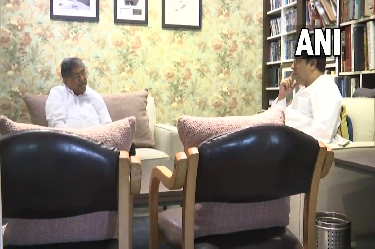 Maharashtra BJP President Chandrakant Patil met Maharashtra Navnirman Sena Chief Raj Thackeray