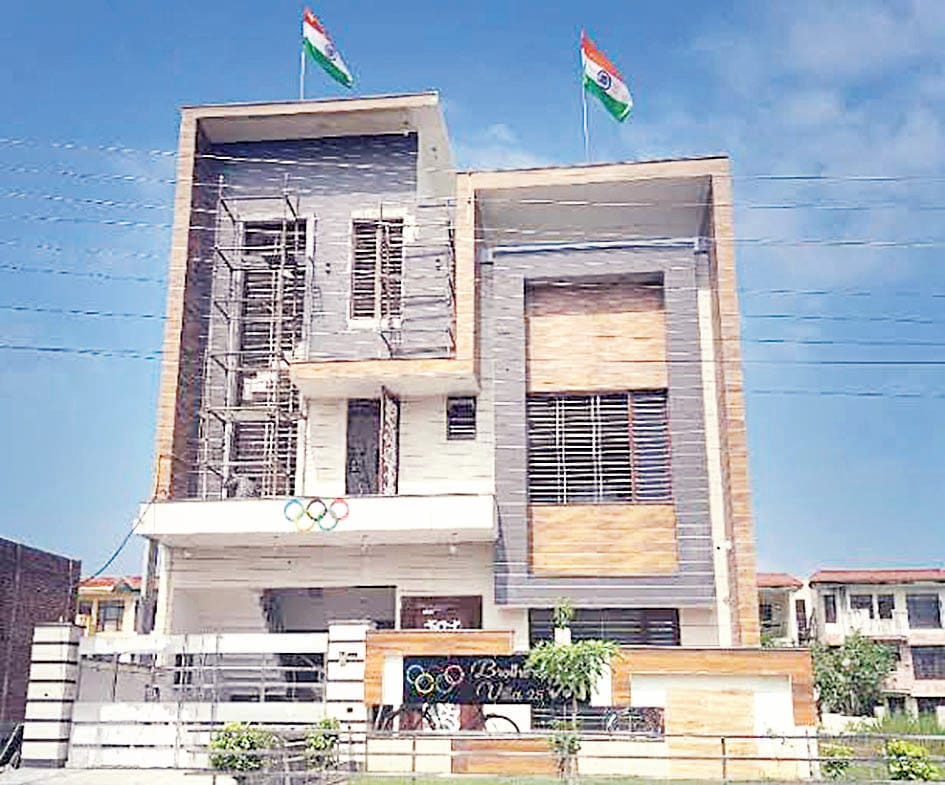 Father will present Brothers Villa with Olympic symbol to Surendra