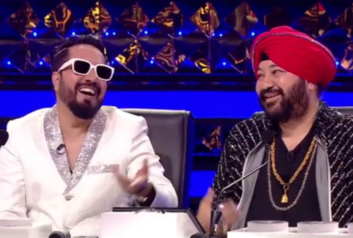 dance deewane 3 singer daler mehndi got emotional after watching performance mika singh hug him