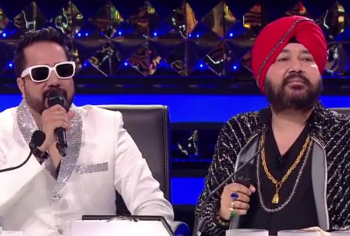 dance deewane 3 singer daler mehndi got emotional after watching performance mika singh hug him