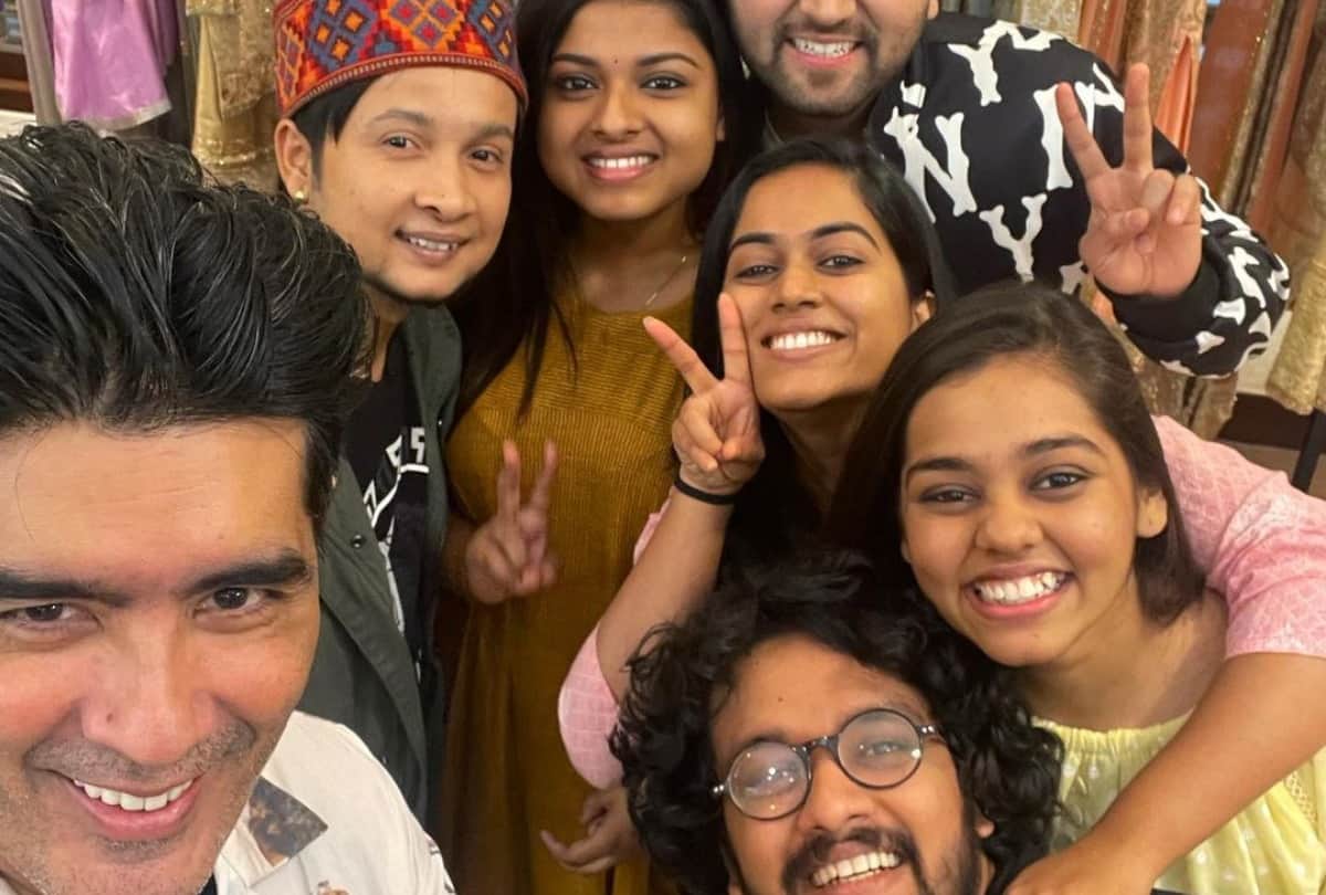 indin idol 12 arunita kanjilal to pawandeep rajan wear manish malhotra collection in semi finale
