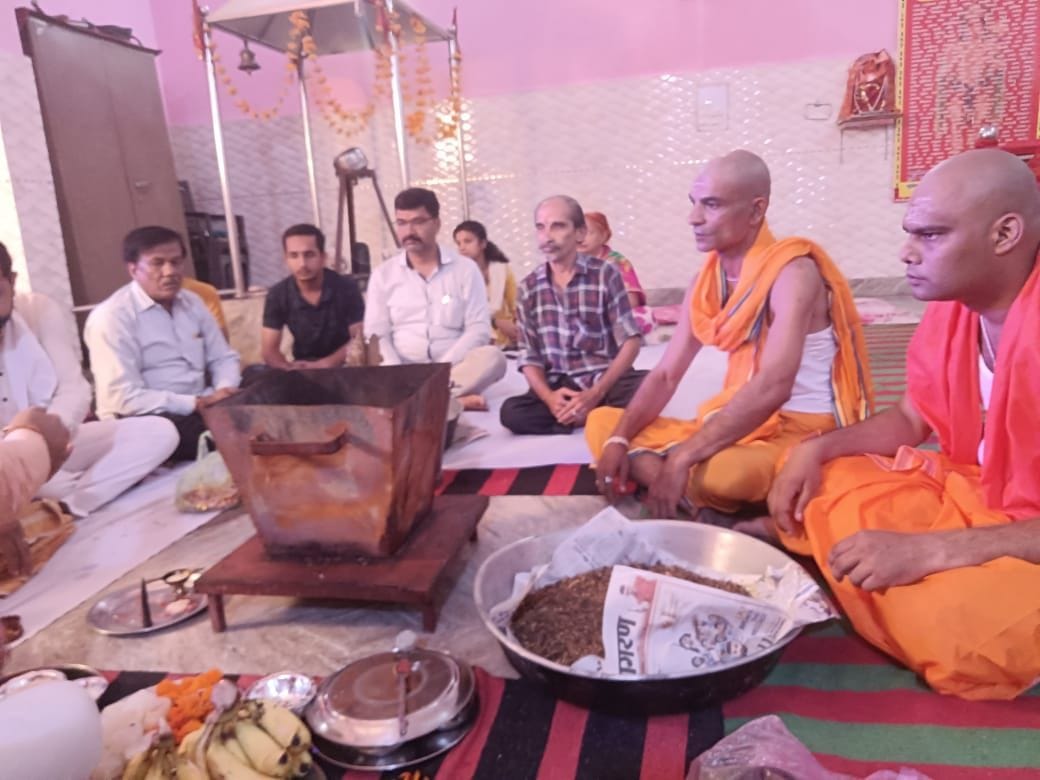 Two people returned to Hinduism after purification