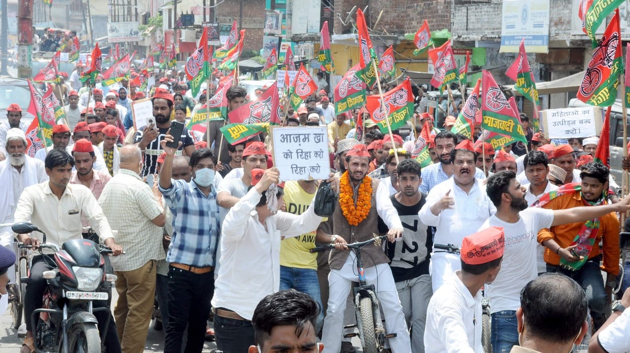 Cycle taken out under the leadership of MP representative, memorandum submitted to SDM