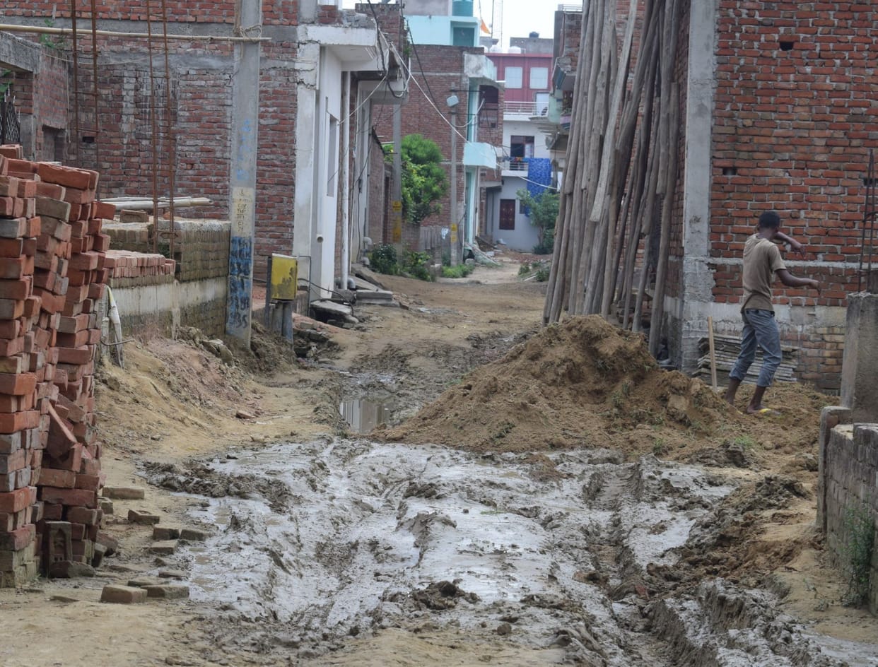 The streets of the city's neighborhoods are worse than the villages