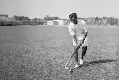 LG Manoj Sinha remembers hockey legend Major Dhyan Chand