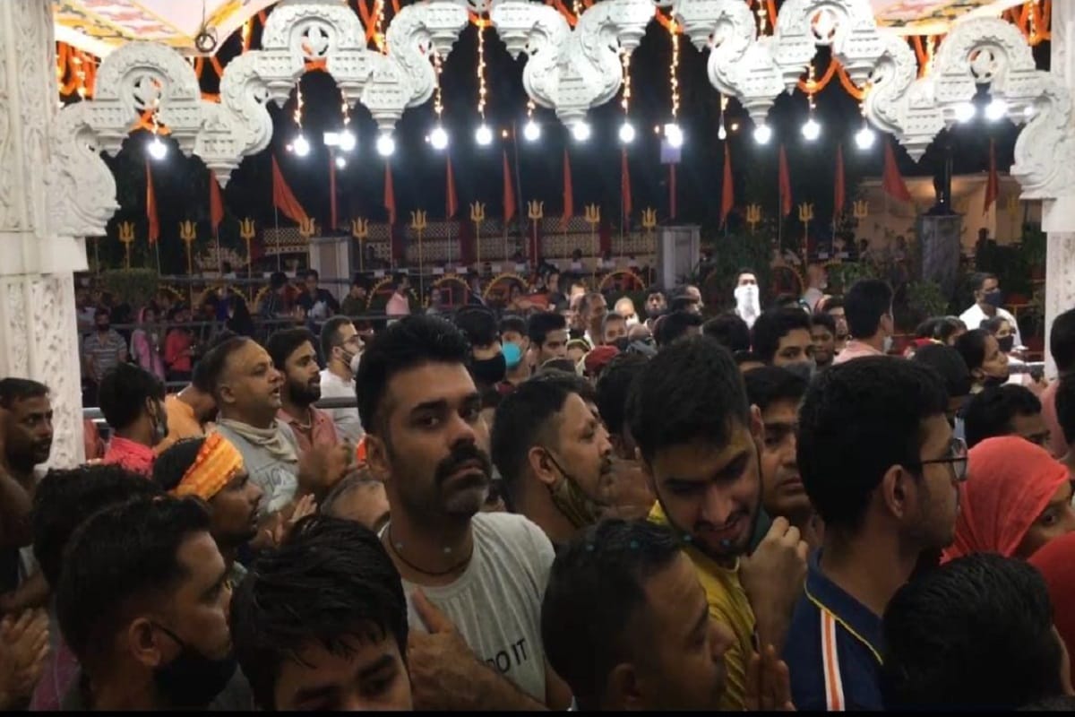Sawan Shivratri 2021: Shiva devotees offer prayers at the historic Aughadnath temple in Meerut and see photos