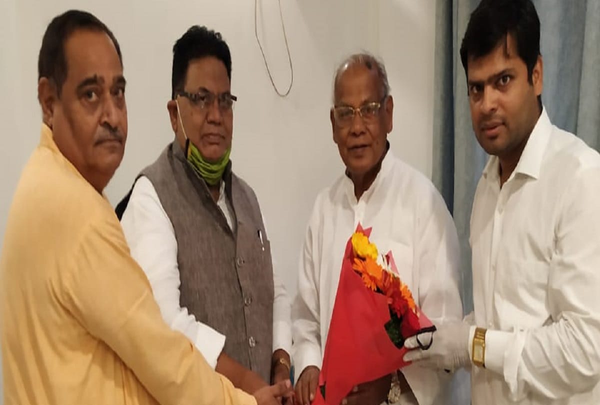 all india panchayat council active for awareness in view of bihar panchayat elections delegation met former cm manjhi