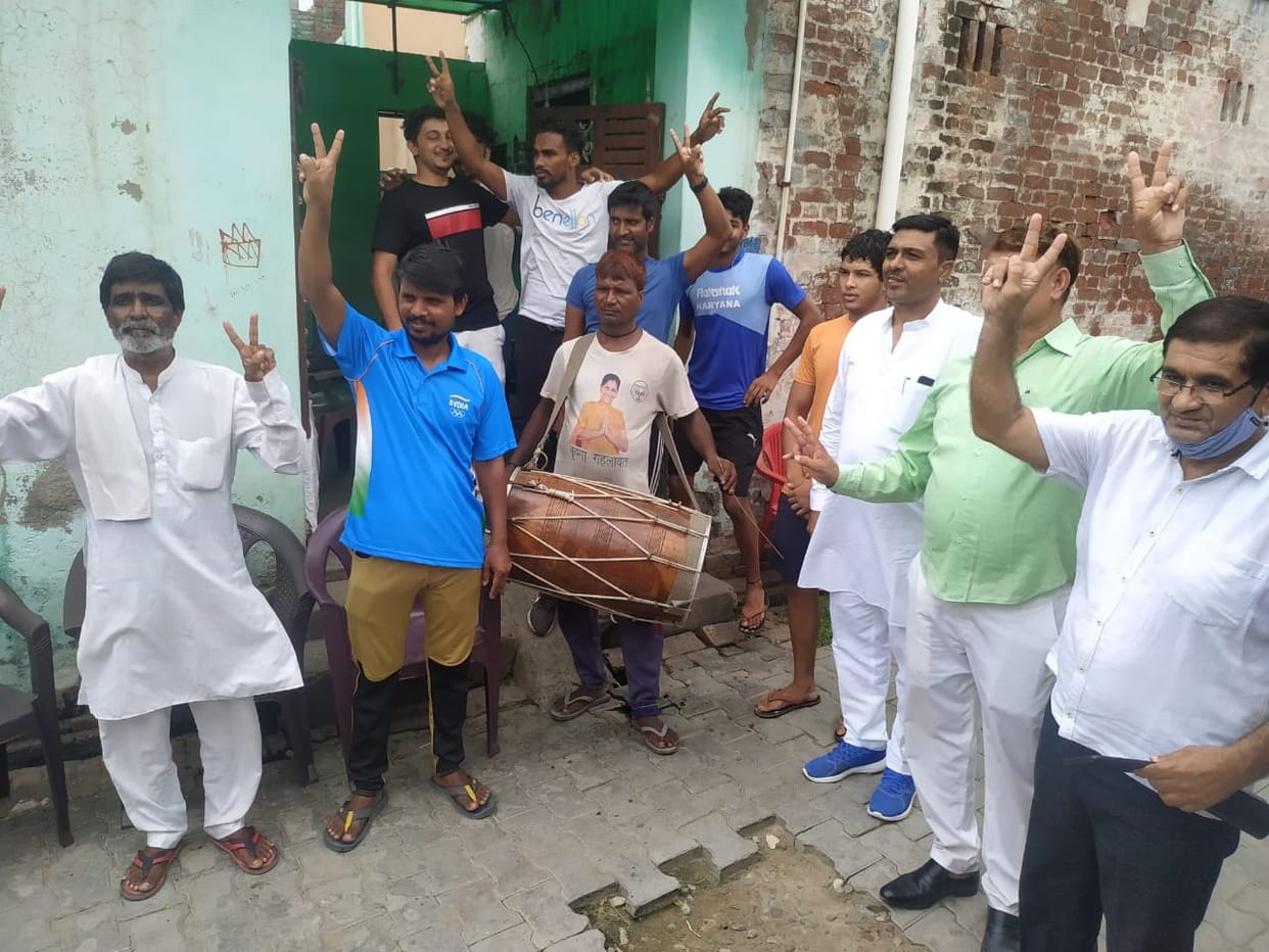 Sumit's father Pratap Singh said - The son has fulfilled the promise he made