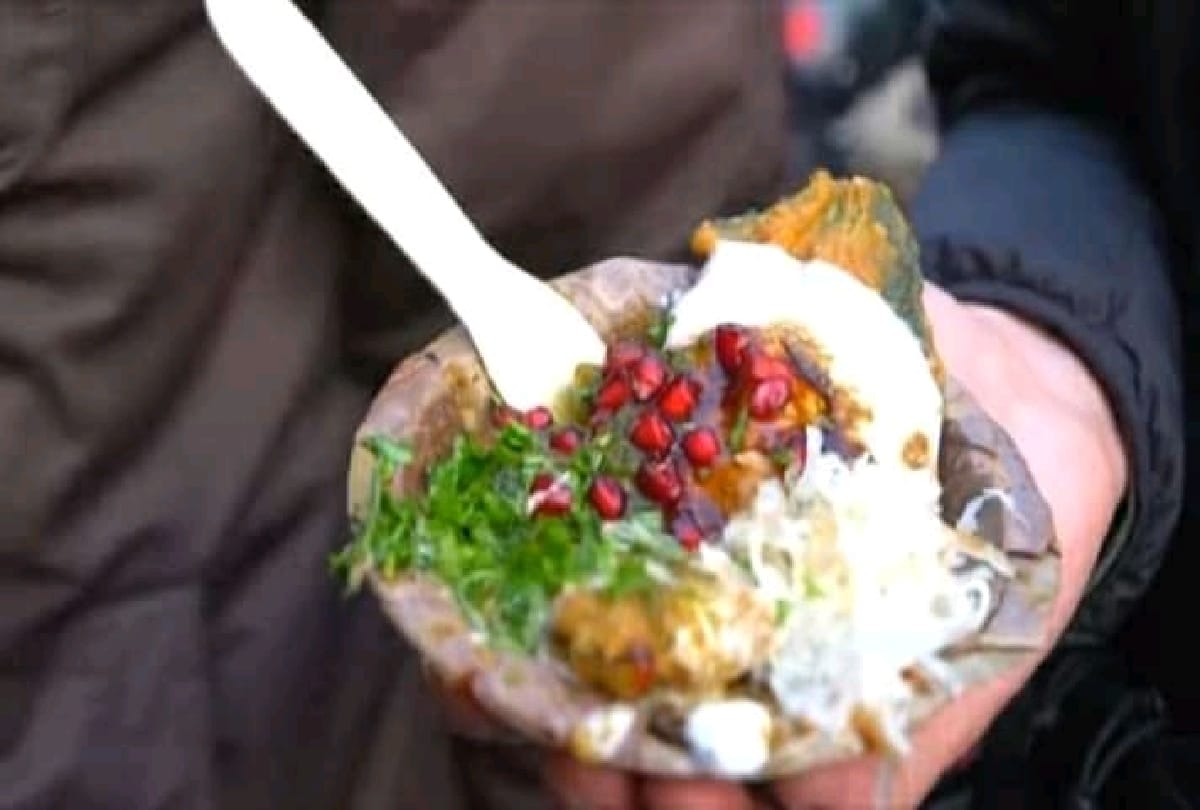 Know how to make the recipe of Palak Patta chaat which is very delicious and healthy for kids