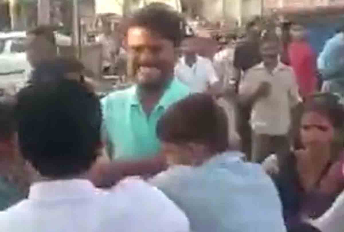 Brother and sister clash over last rites of old man