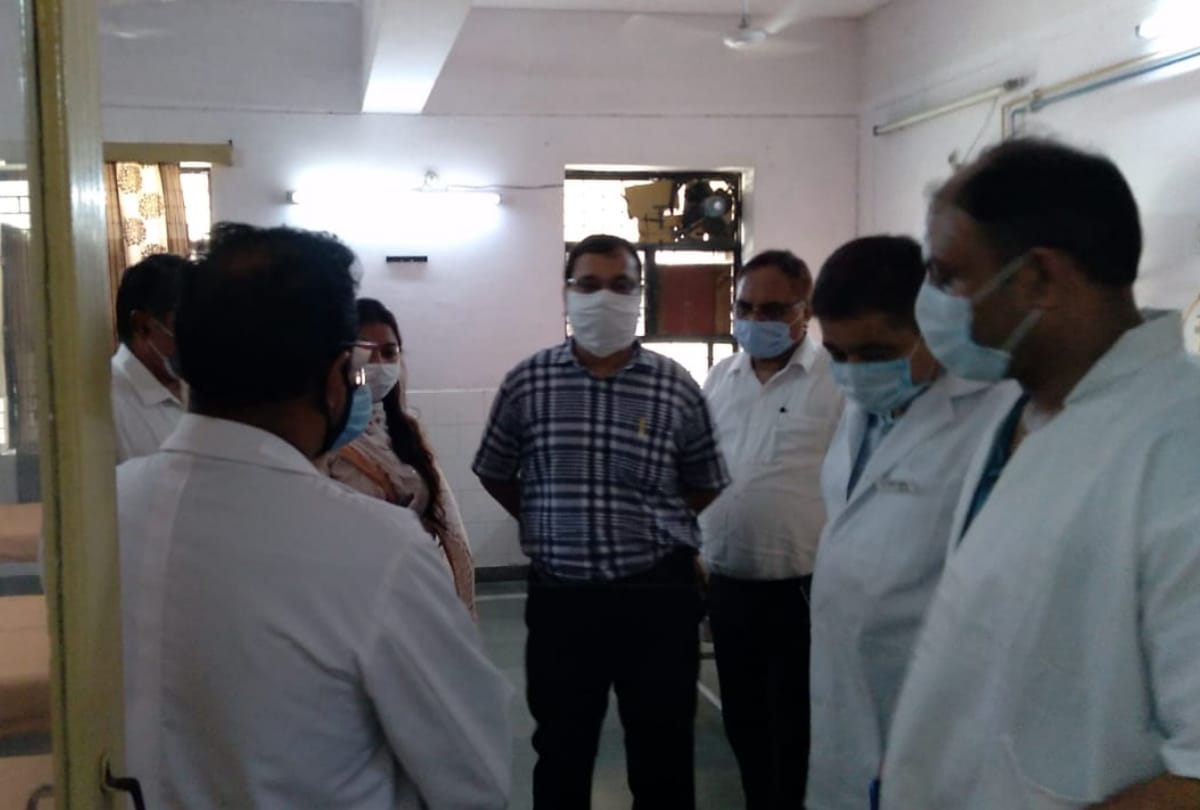 ghaziabad sanyukt hospital emergency ward still not open upper chief secretary lashes at CMS