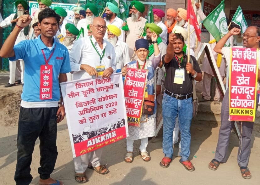 No-confidence motion presented against the government in the farmers' parliament