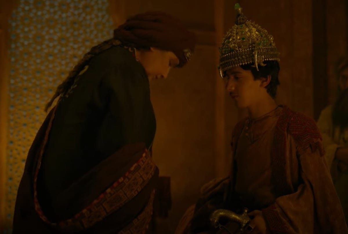 The Empire Trailer Review by Pankaj Shukla Disney Plus Hotstar Kunal Kapoor Drishti Dhami Shabana
