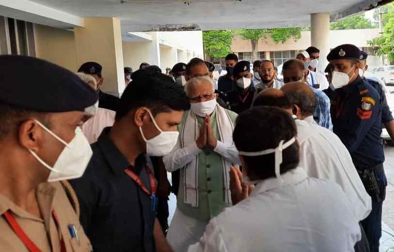 CM's brother got pneumonia, condition normal