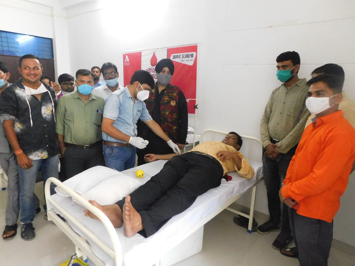 18 people became great donors by donating blood