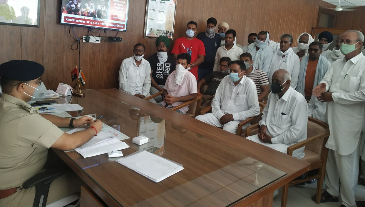 For four years, the accused had come and go to the house of a minor, was murdered after being stopped