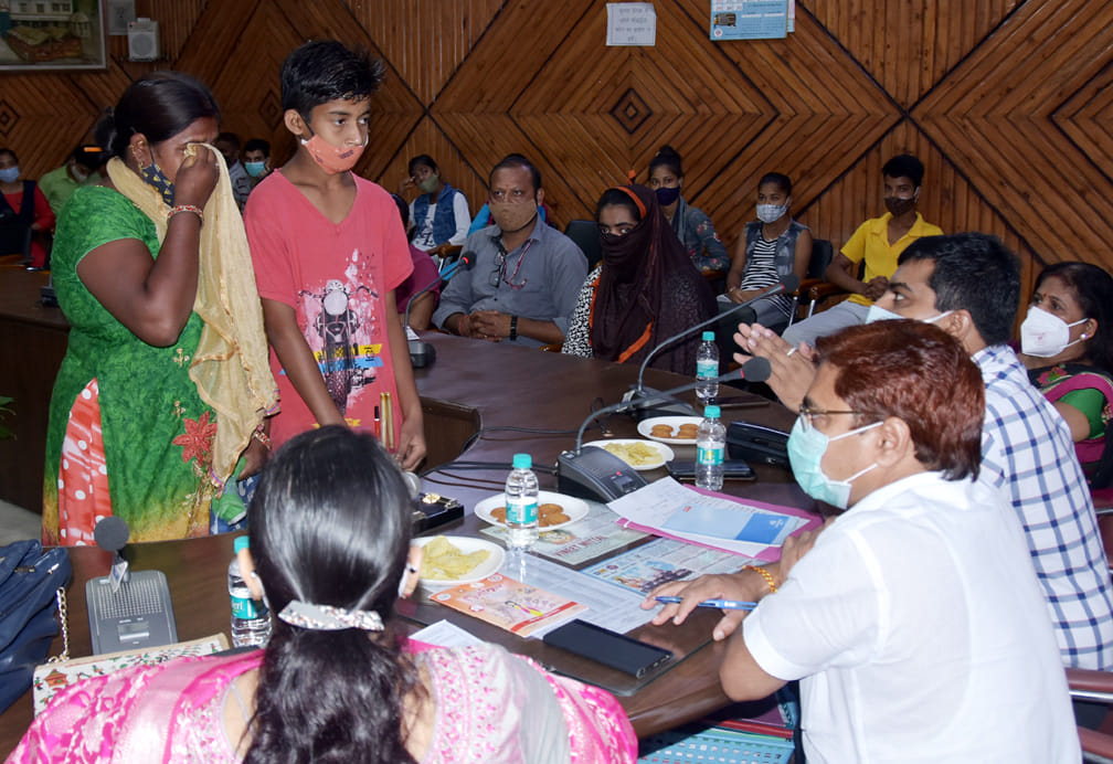 Six complaints came in Haq Ki Baat program