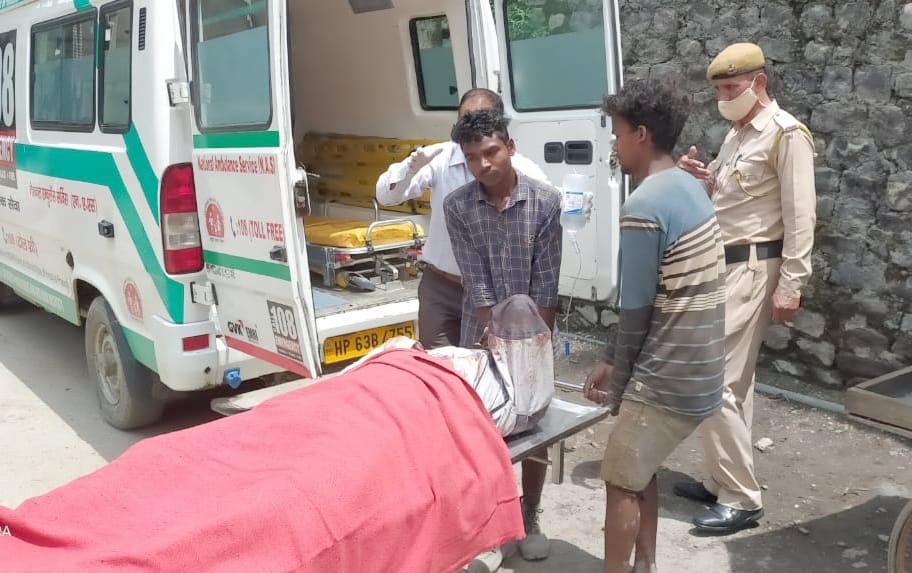 Bike fell in Jaloda, two people injured
