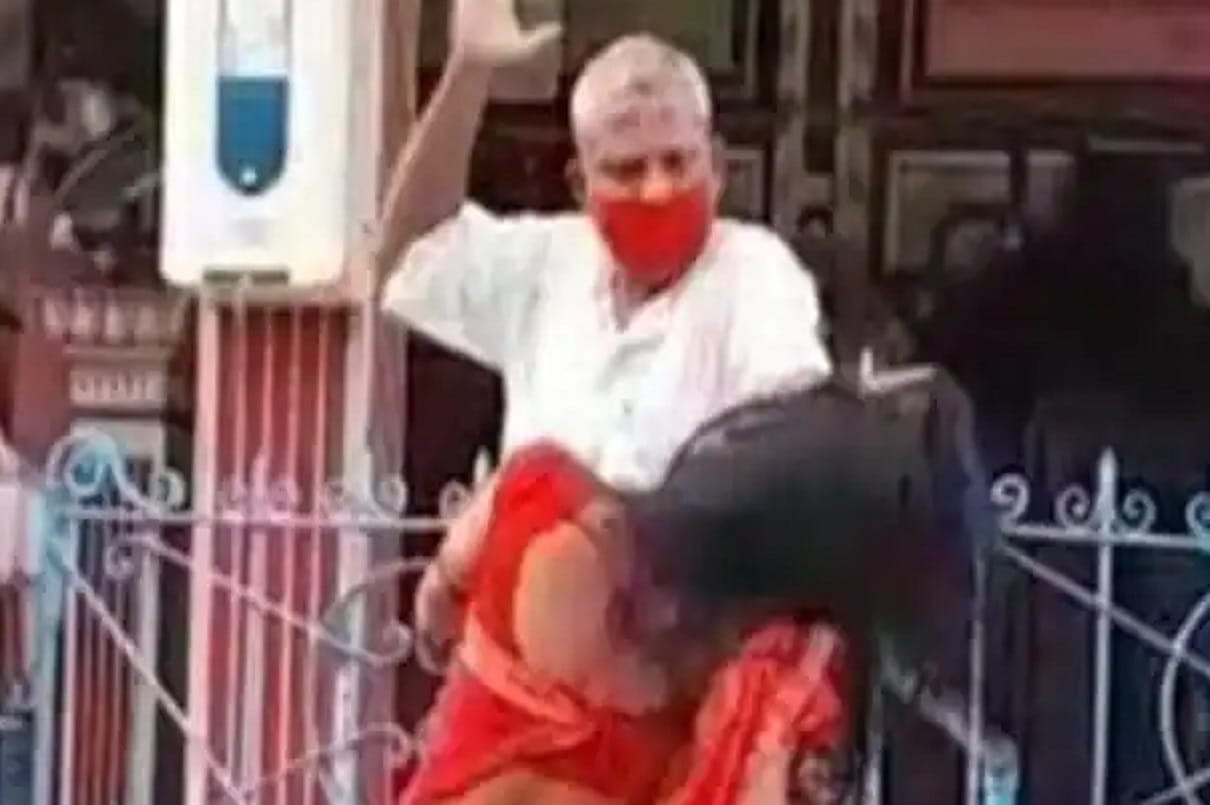 woman betean by priest when she came to worship in temple video goes viral