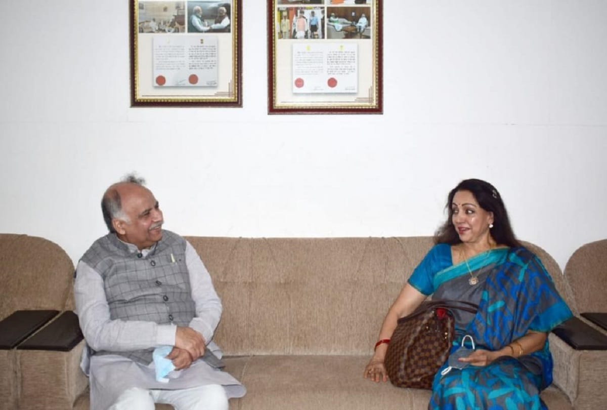 hema malini meets urban development minister ashutosh tandon