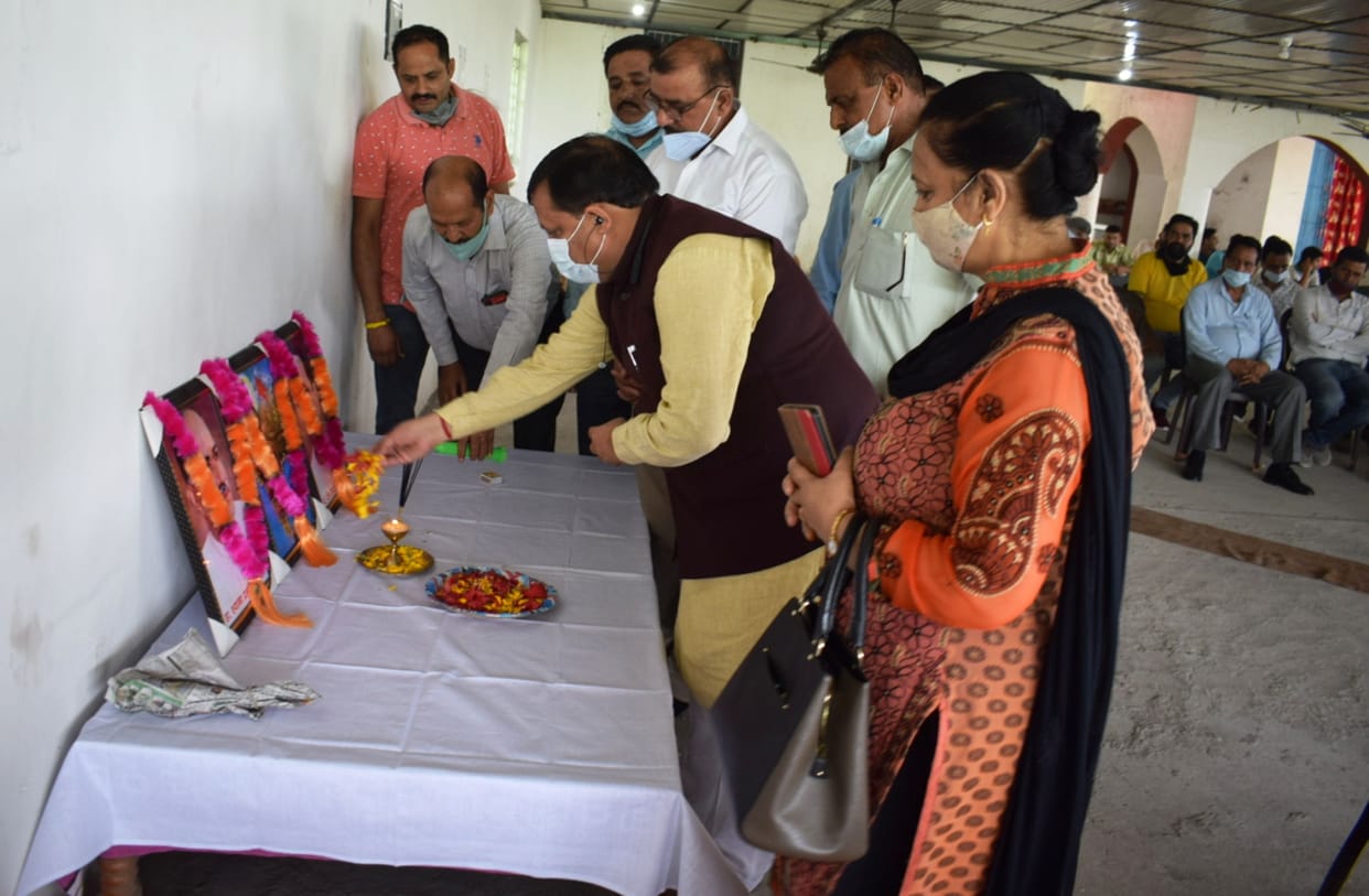 Bring the achievements of the government to the people: Kanwar