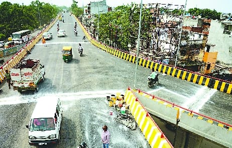 Traffic started on Chaupula flyover amid half-completed construction