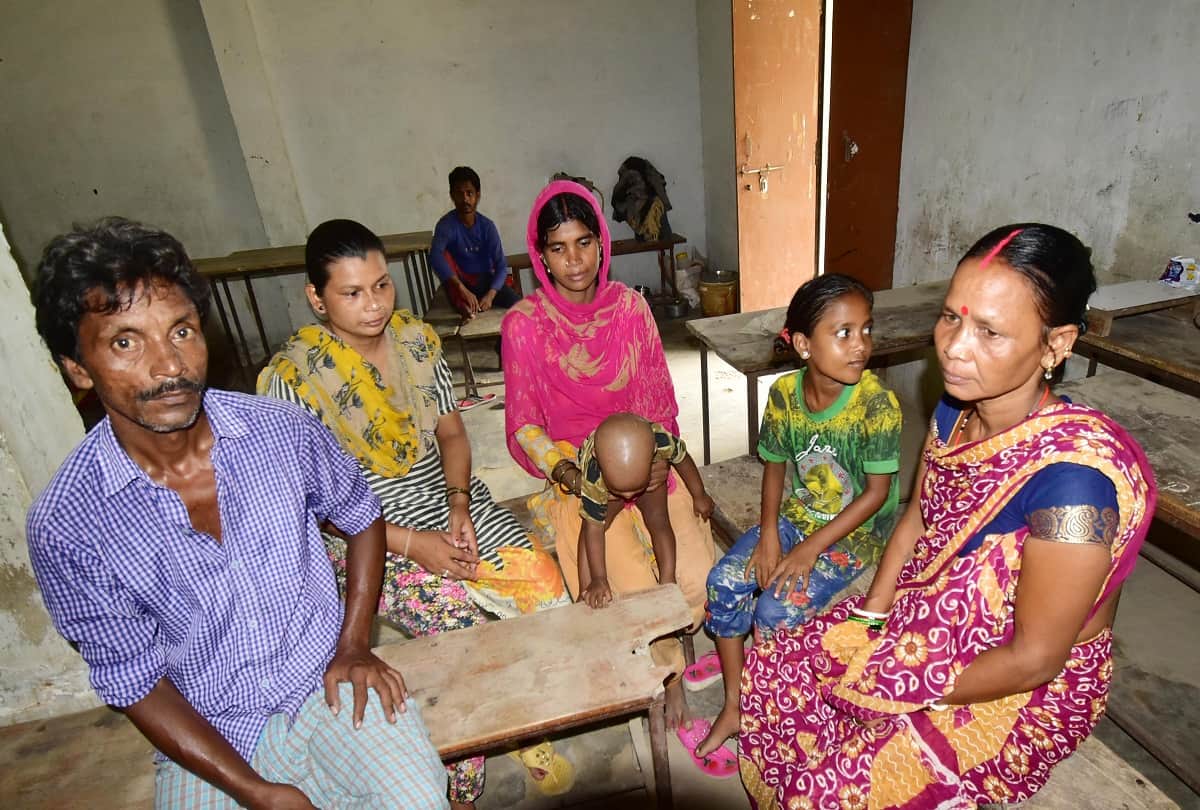 Flood threat increased in Prayagraj, more than 1600 took refuge in seven camps