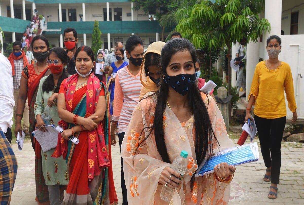 84 percent attendance in first shift exam of TGT 21, rumor of paper leak kept flying