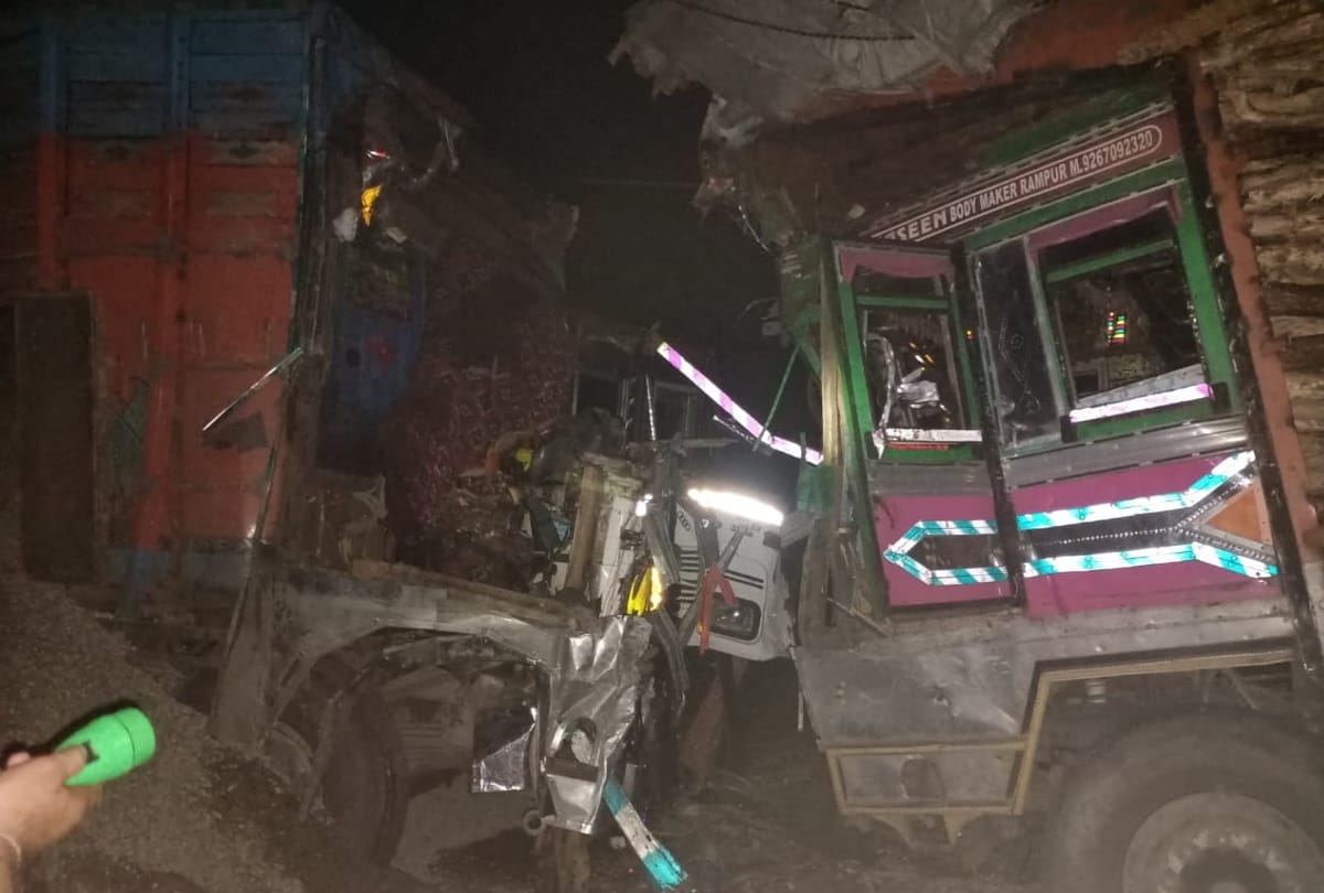 UP rampur swar two trucks collides each other one driver conductor died on spot other driver injured