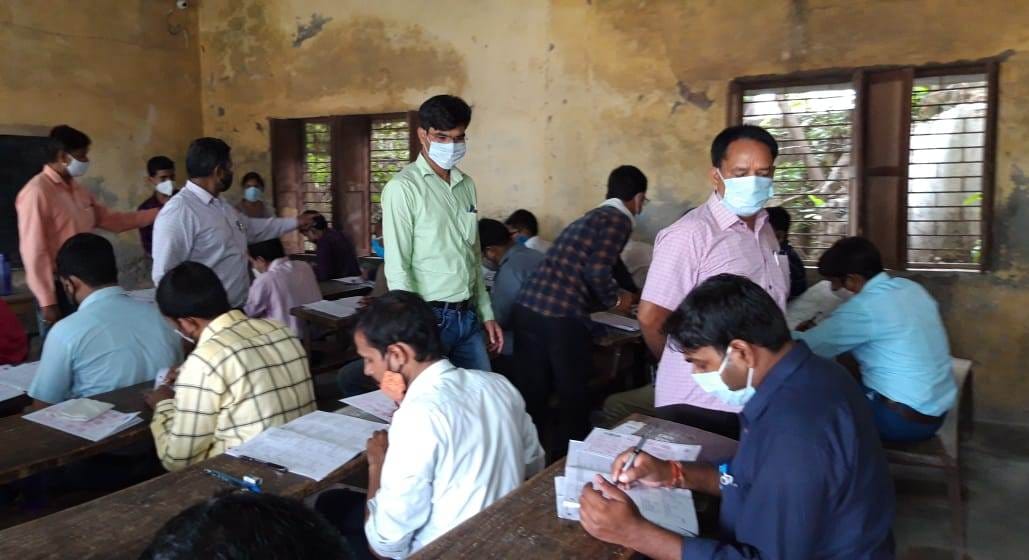 272 candidates left the TGT exam