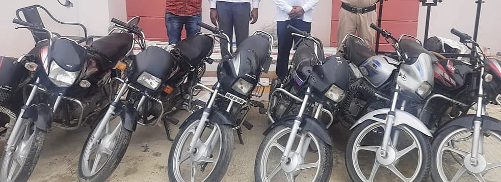Five accused of theft, seven bikes and canter recovered