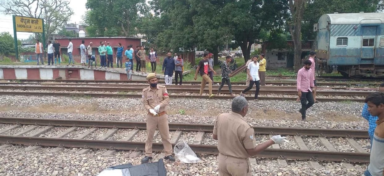 women died in accident with train
