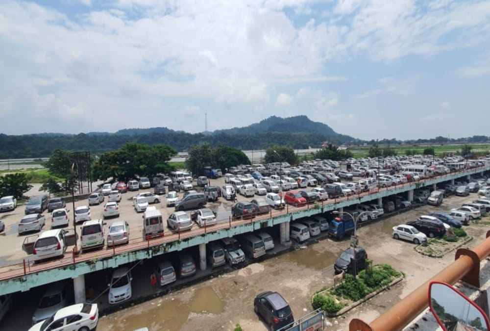 Haridwar News: Other State vehicle entry ban in City on weekends due to Tourist Crowd