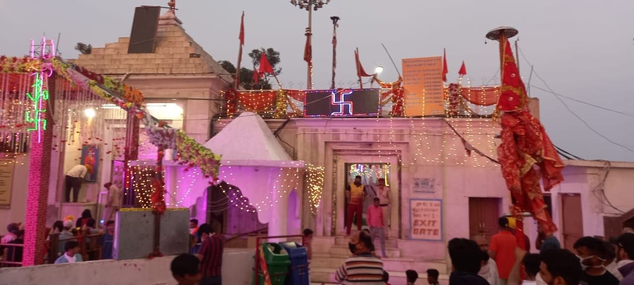navrater in naina devi temple