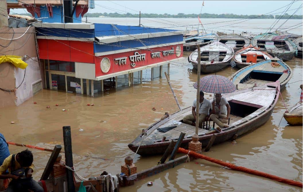 Ganga water level is about danger mark in varanasi flood condition  Varuna due to reverse flow hundreds of families faces difficulties