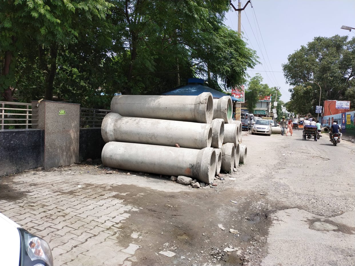 Even after 14 notices, the contractor did not put water drainage pipe