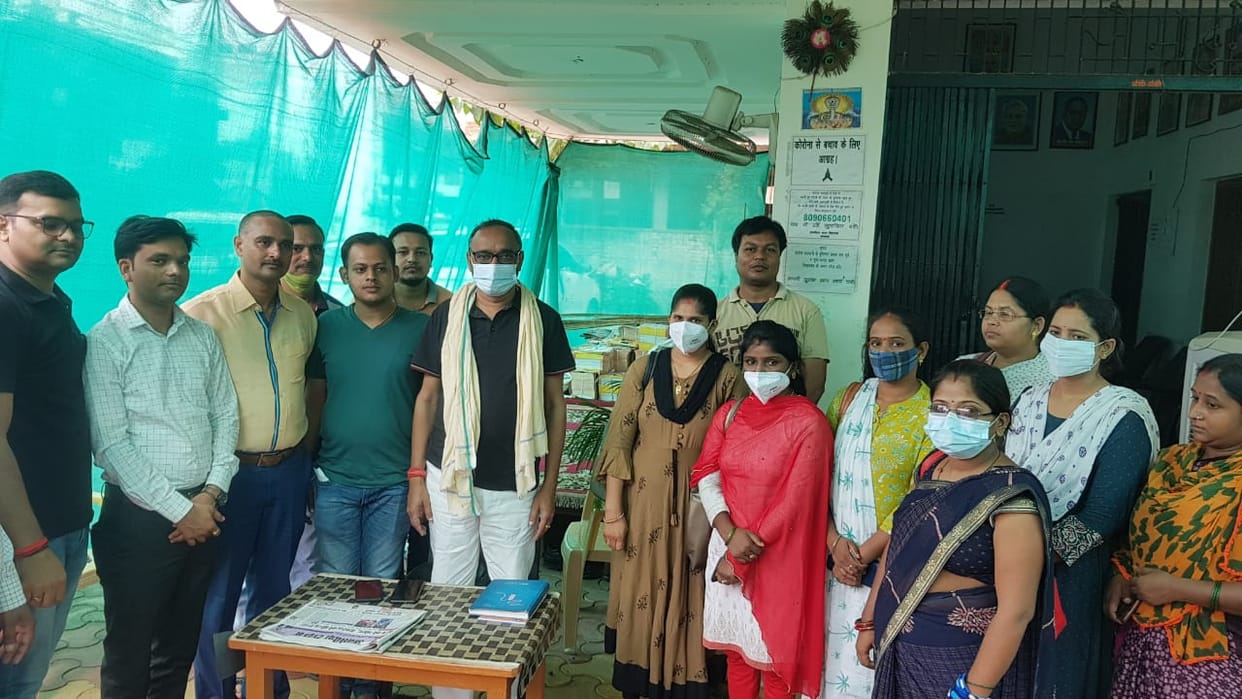 Sonbhadra: NHM personnel met MLA on transfer, submitted memorandum alleging arbitrary transfer