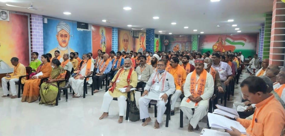 Pledge to liberate monasteries and temples