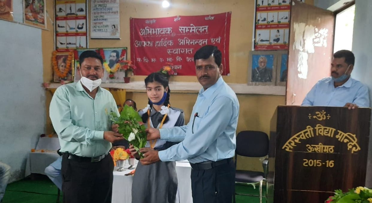 13 students honored with excellent performance in board exams