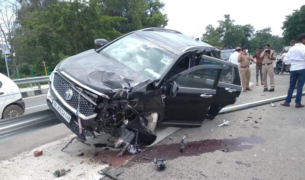 Car damaged in road accident, driver safe