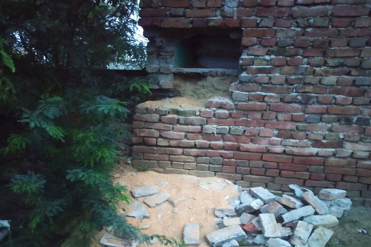 Jewelery and cash worth lakhs of rupees stolen in Rudhou Mustakil