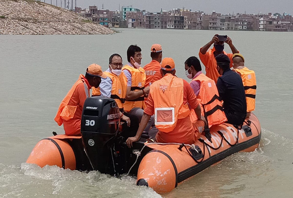 Prayagraj: Water of troubles in more than five thousand houses