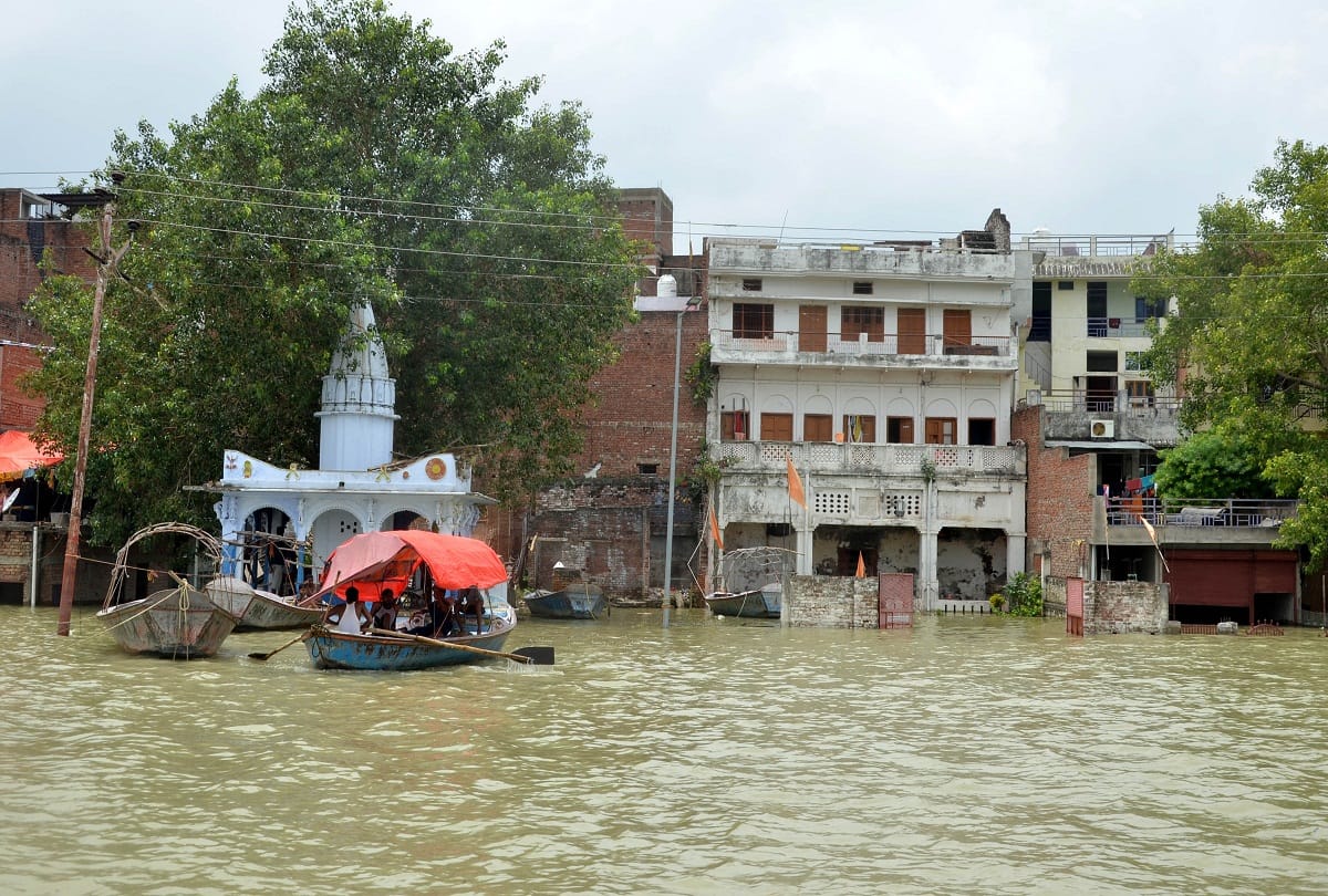 Prayagraj: Water of troubles in more than five thousand houses