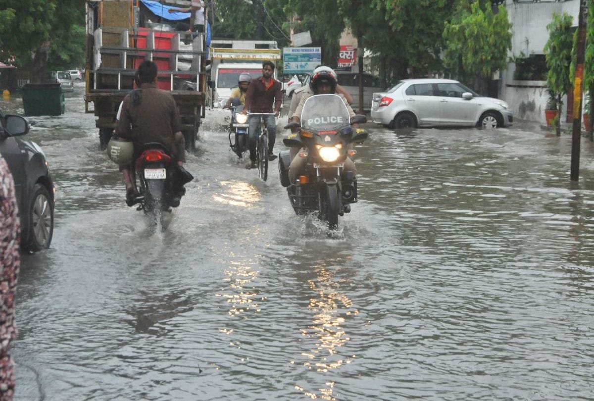 Weather News More Than Normal Rain In Agra up