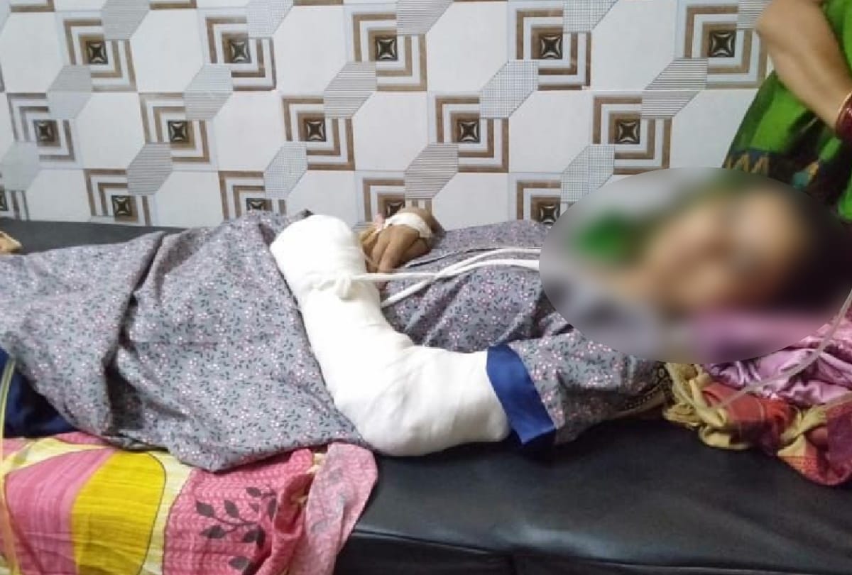 Accused of throwing daughter off roof for dowry in siddharth nagar