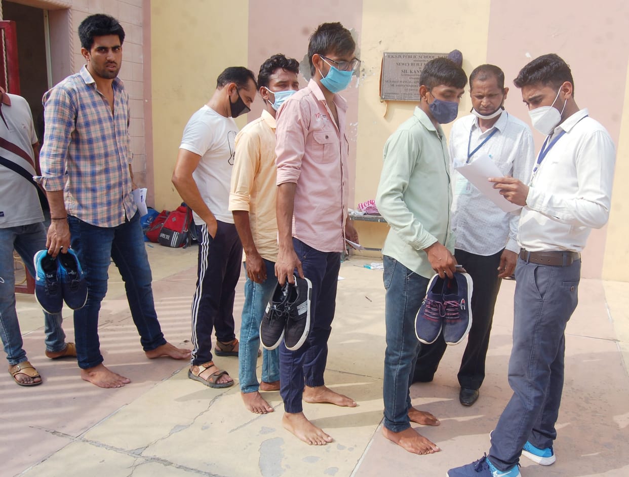 Two examinees brought by writing answers on 200 rupees note, one arrested and the other absconding
