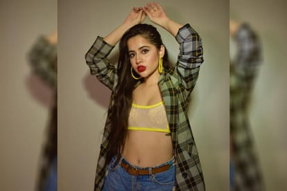 Urfi Javed Bold actress tells about first thing she wanted to do after leaving her house in an interview